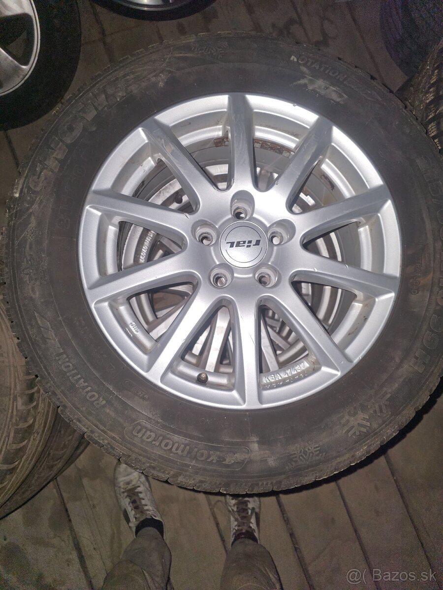 Zimna sada Ford 5x108 215/60 R16