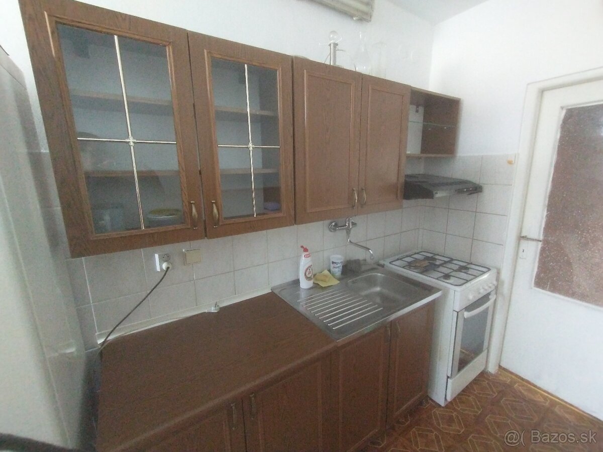 Prenájom 2-izbového bytu Malacky