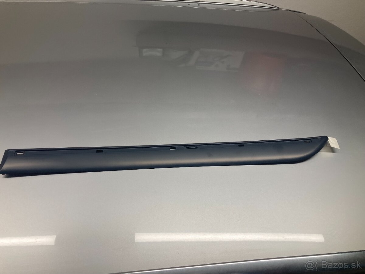 MB W169 lišta dverí A1696901362