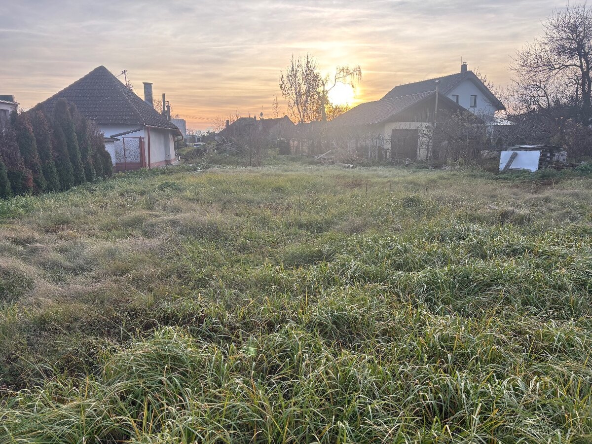 Predam pozemok v Brunovciach