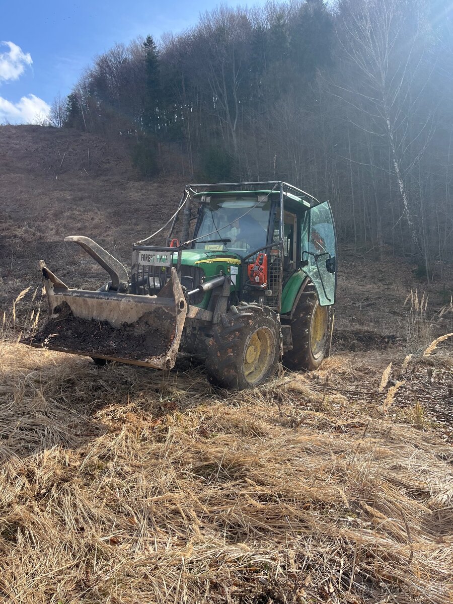 Predám ukt john deere