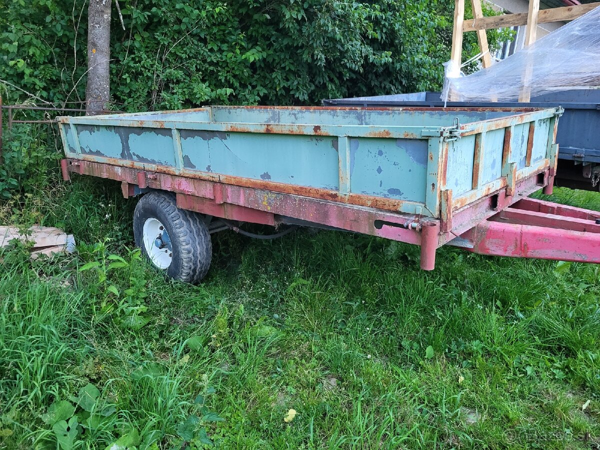Vlečka za traktor
