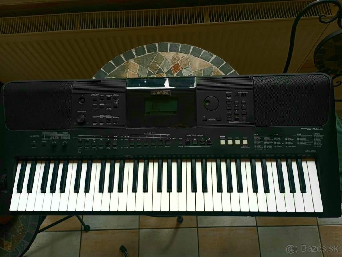 Klaves Yamaha psr e453