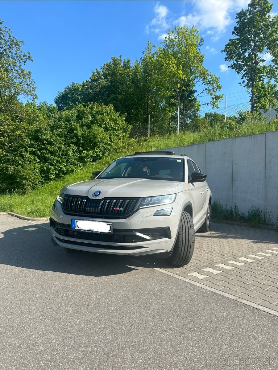 Škoda Kodiaq 2.0 TDI RS 4x4 DSGPanoVirtualACCAHKKamera