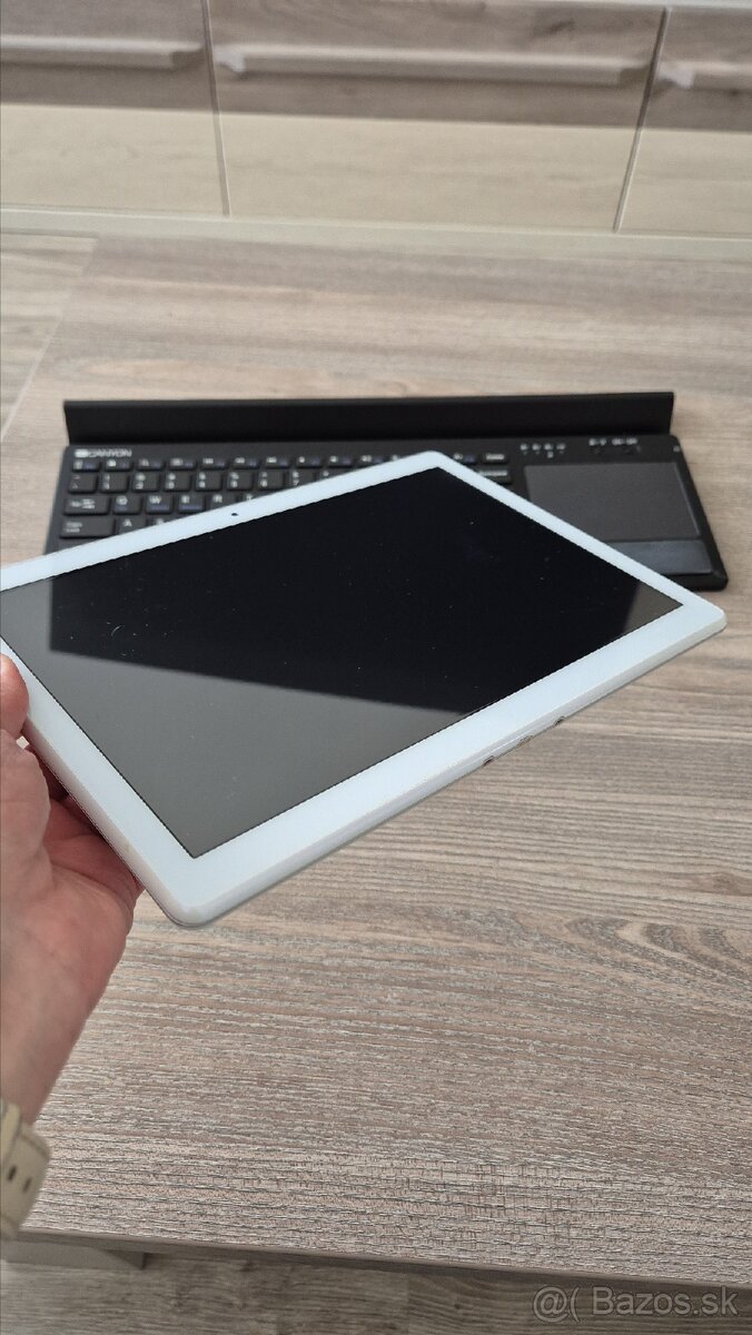 Tablet Lenovo TB-X505F + klavesnica