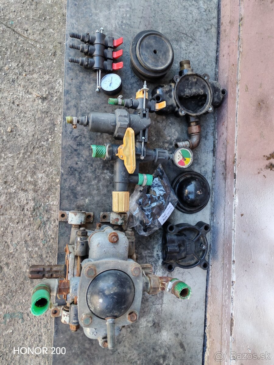 Postrekovac za traktor