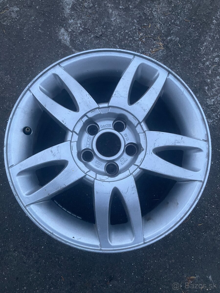 Predám originál elektrón SEAT R15