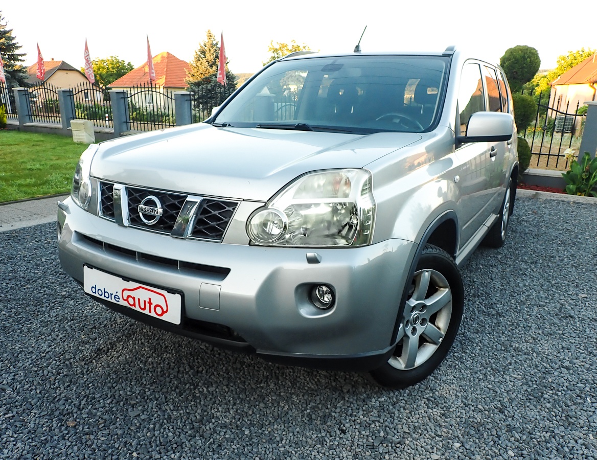 NISSAN X-TRAIL 2.0dci 110KW - 4x4 - UZAVIERKA - NOVA STK