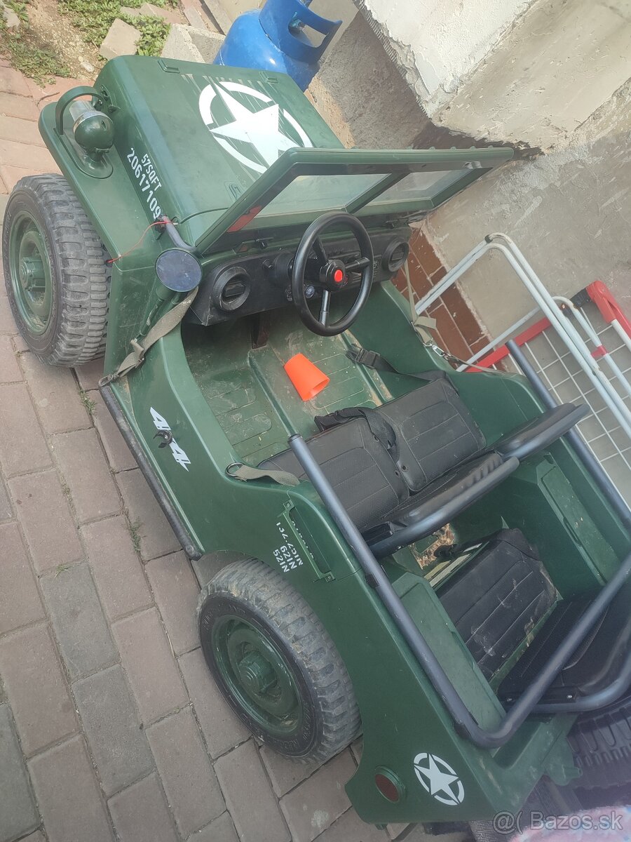 Predám autíčko elektrické