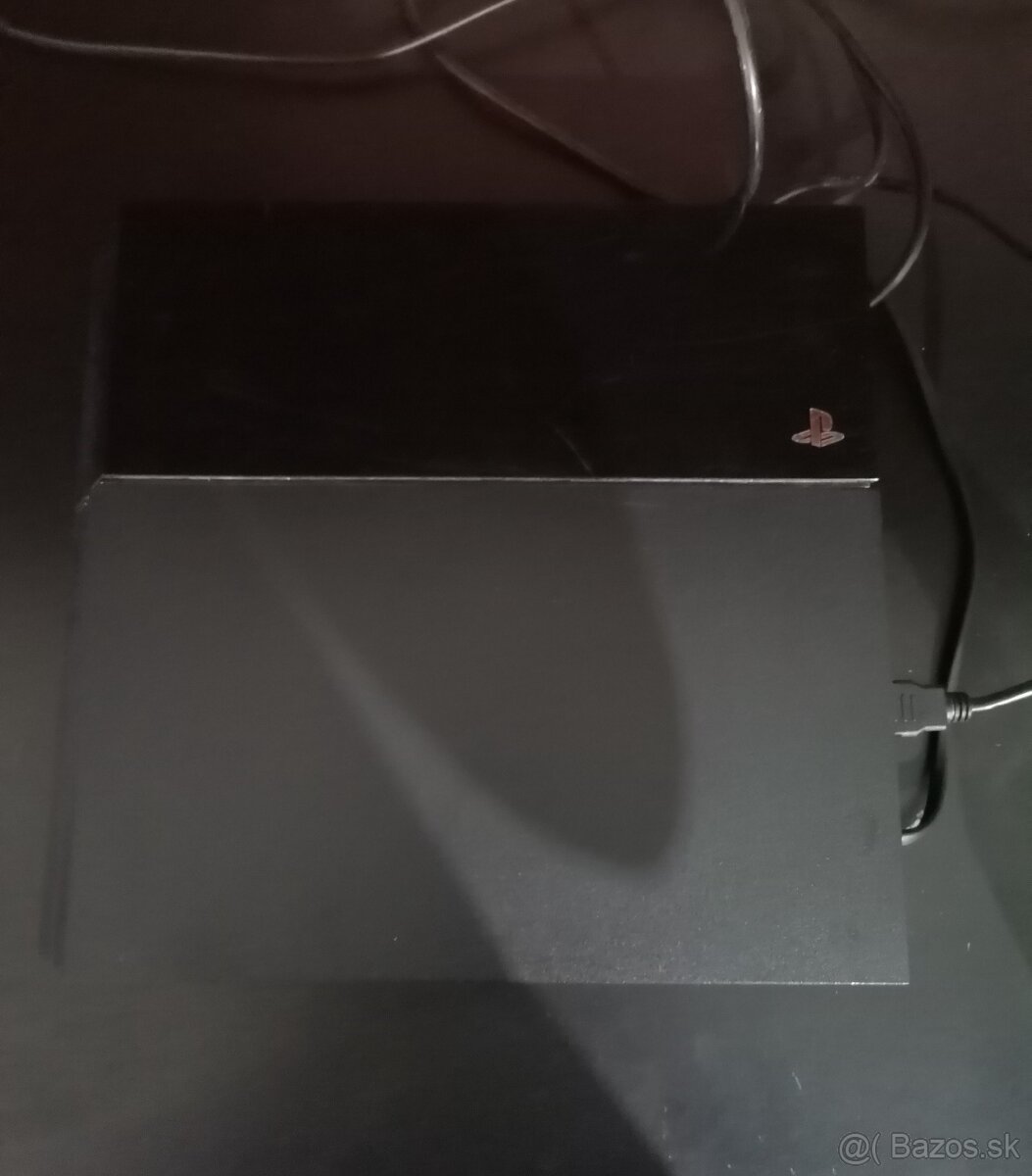 Predám Ps4, Playstation
