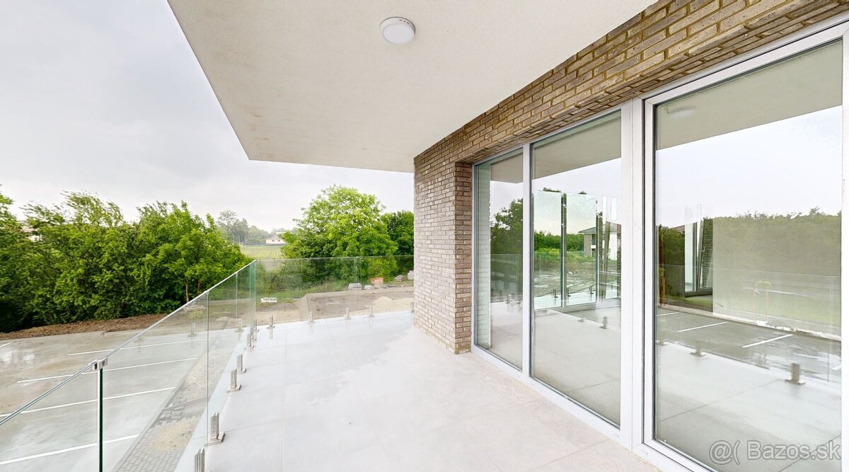 PINK Reality Nádherné 3 izbové byty v modernom projekte R Ce