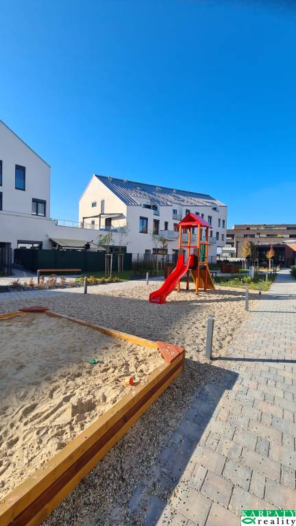 SLNEČNÝ 1,5 - IZBOVÝ BYT V NOVOSTAVBE OPÁL V BRATISLAVE-JARO