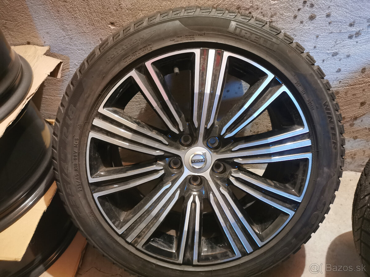 Volvo S60 / V60 - orig. 18" zimná sada DOT 24