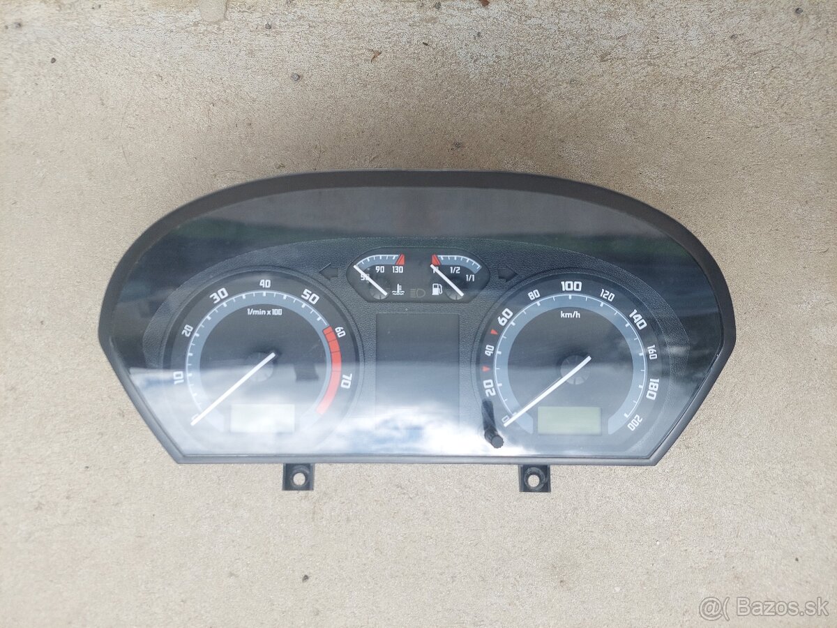 Budíky Škoda Fabia 1