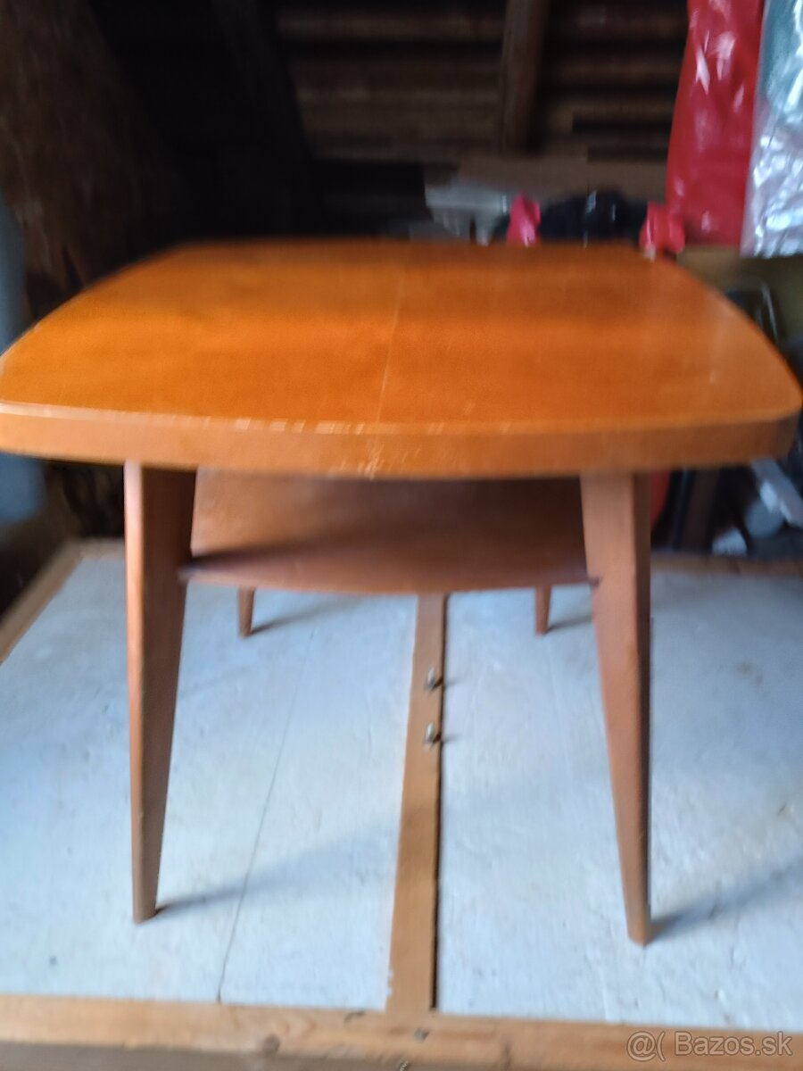 Retro stolik