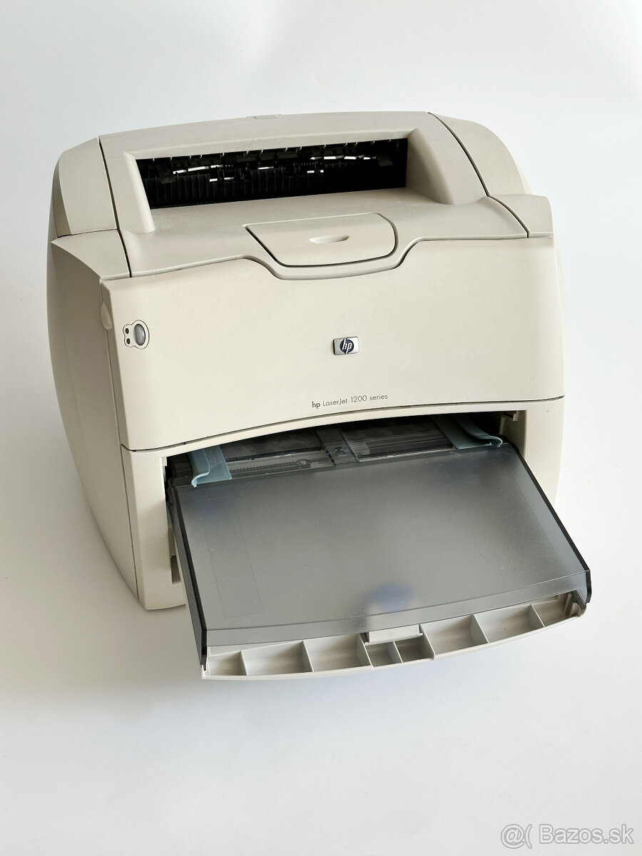 Laserová tlačiareň HP LaserJet 1200 s tonerom
