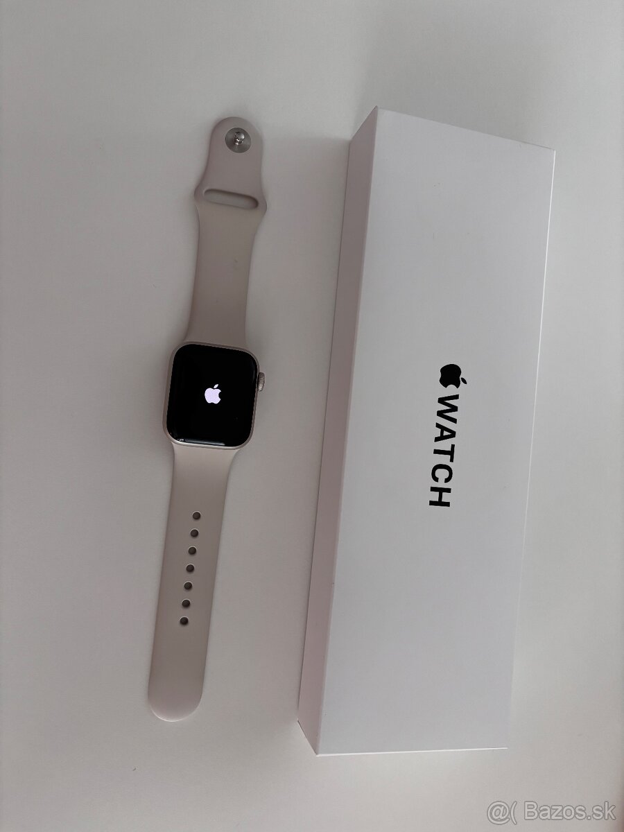 Apple Watch SE 2. Generácia 40mm Starlight