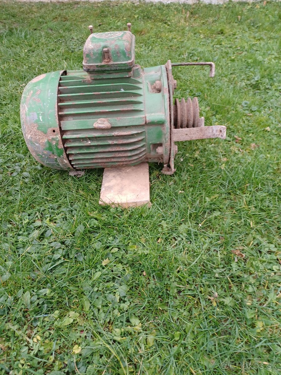 Elektromotor predam