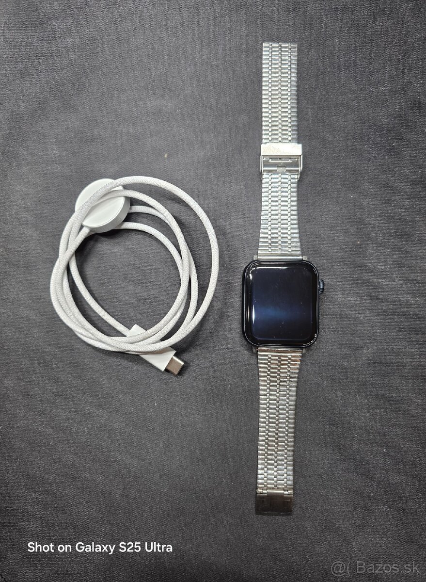 NOVE Apple Watch SE2 44mm 100% zdravie baterky