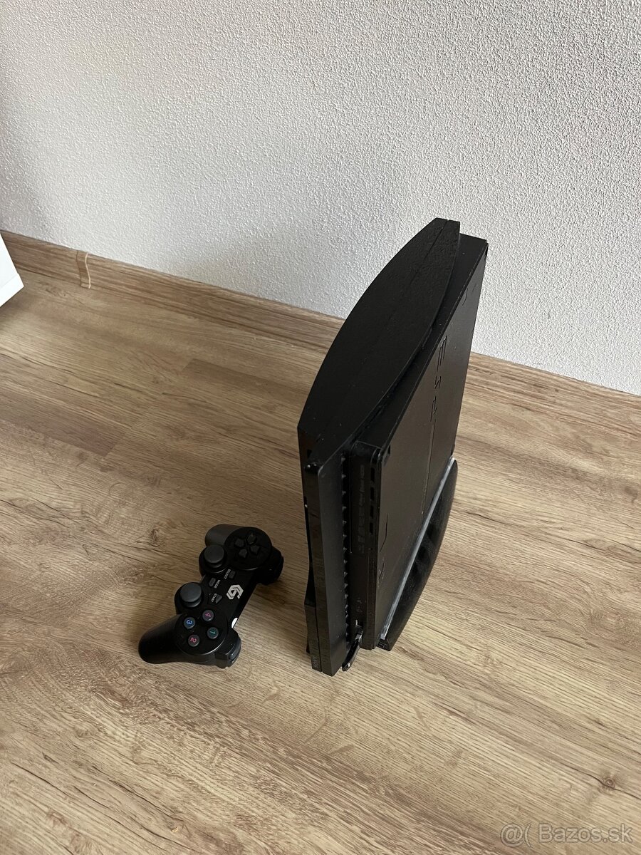 Predám ps3 (24 hier)
