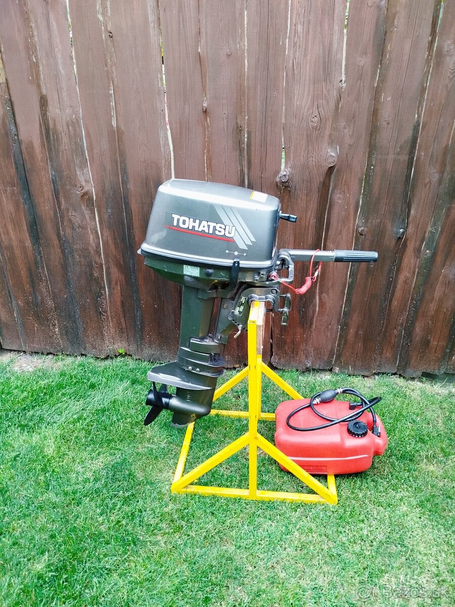 ZÁVESNÝ LODNÝ MOTOR TOHATSU 9.8HP