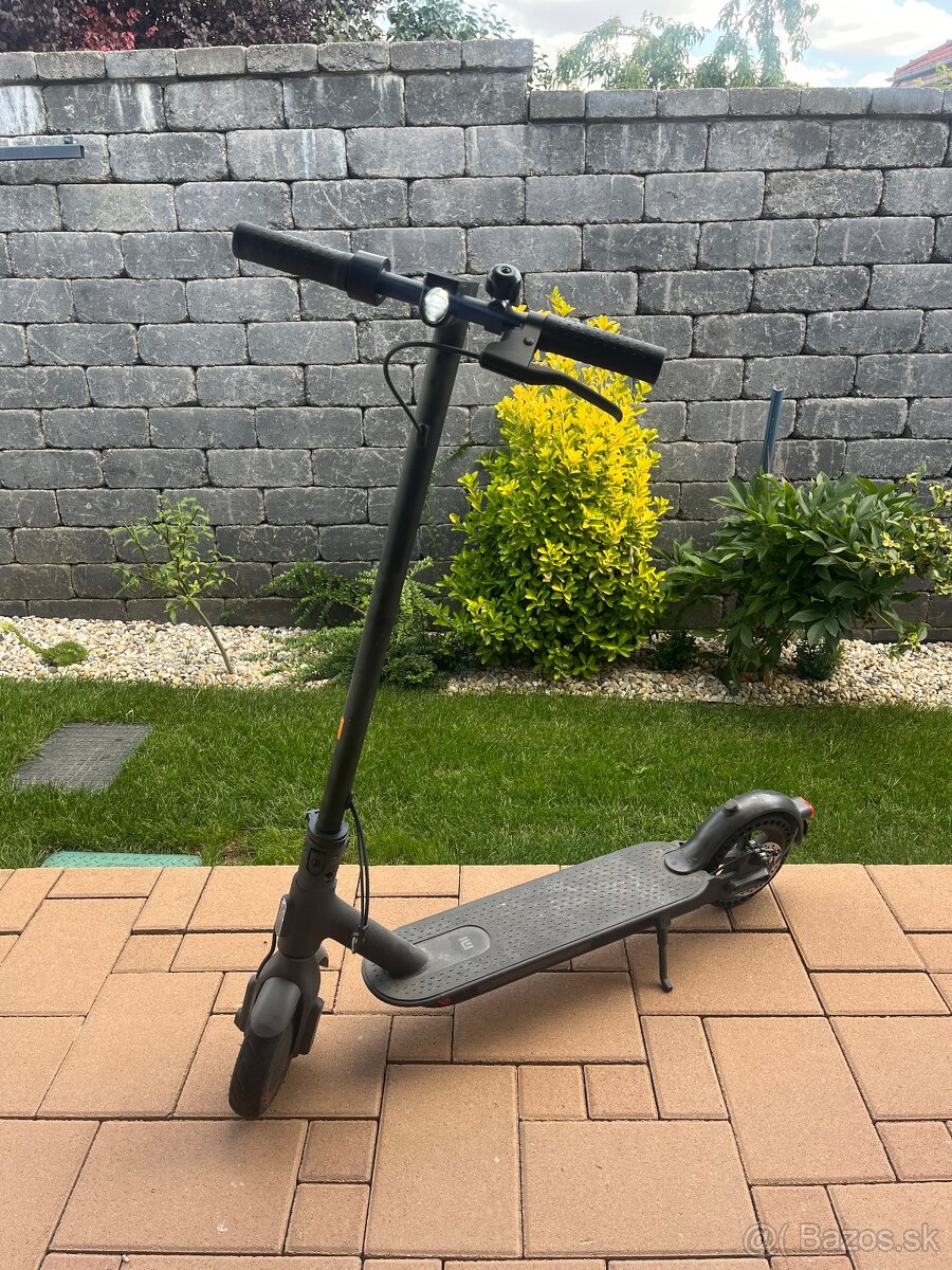 MI Electric Scooter Pro 2