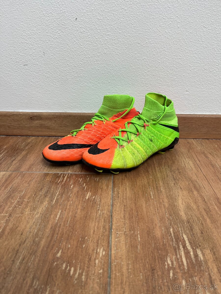 Nike Hypervenom