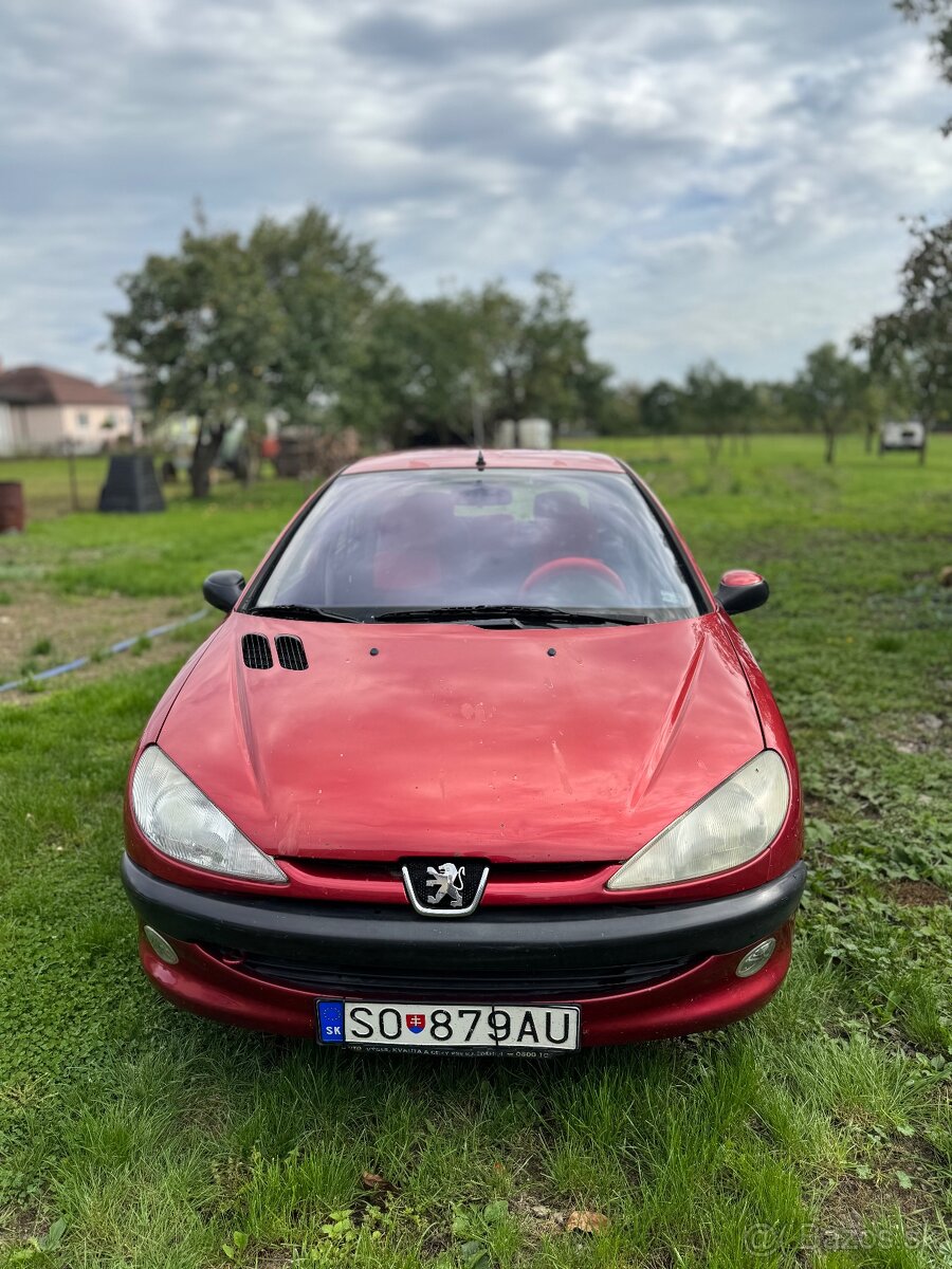 Predám Peugeot 206