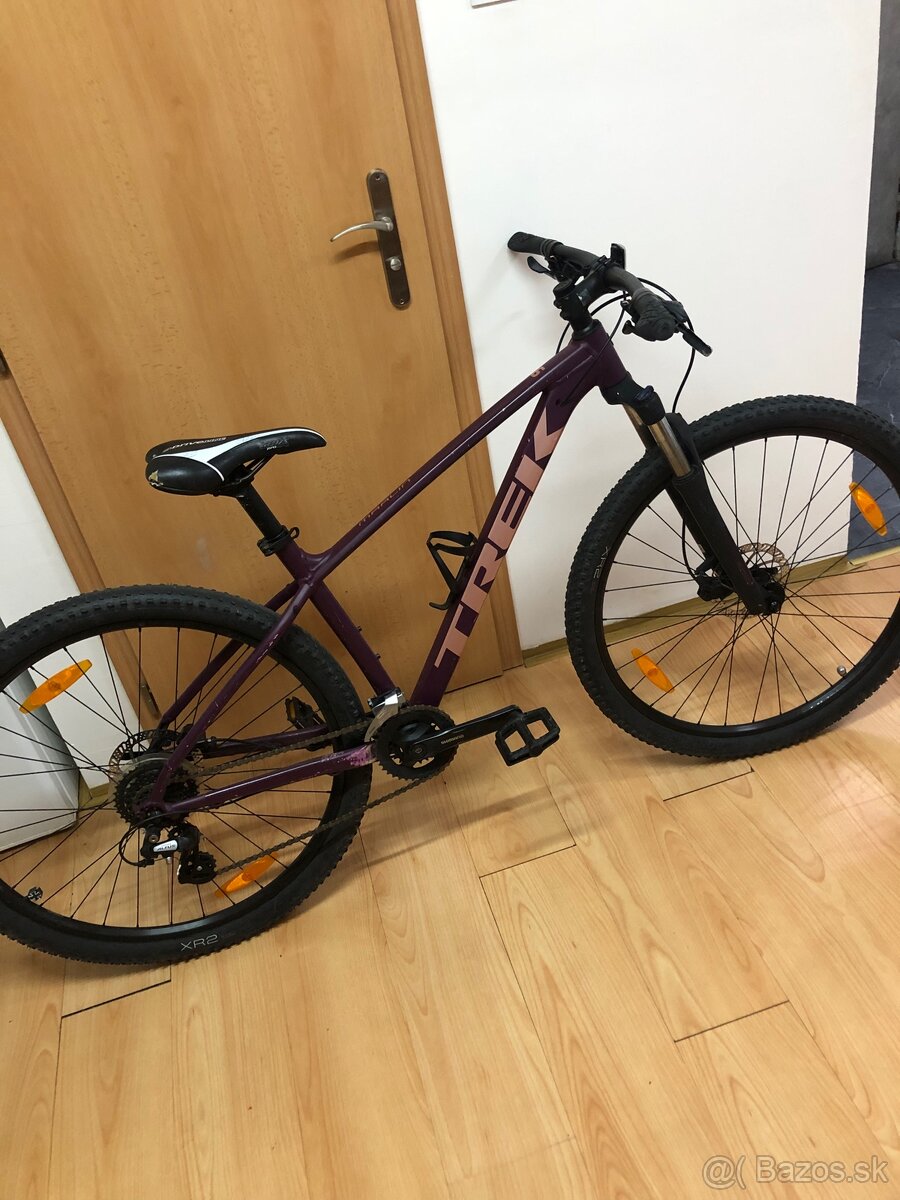 Bicykel Trek Marlin 6 Matte Mulberry 2021