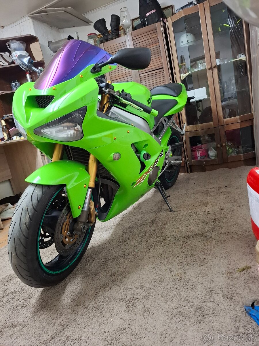 Kawasaki zx6r 636