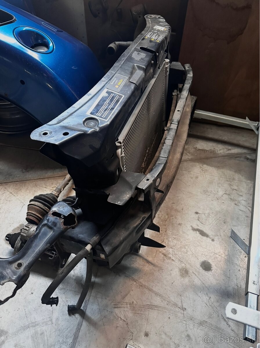 Chladičová stena Octavia 2