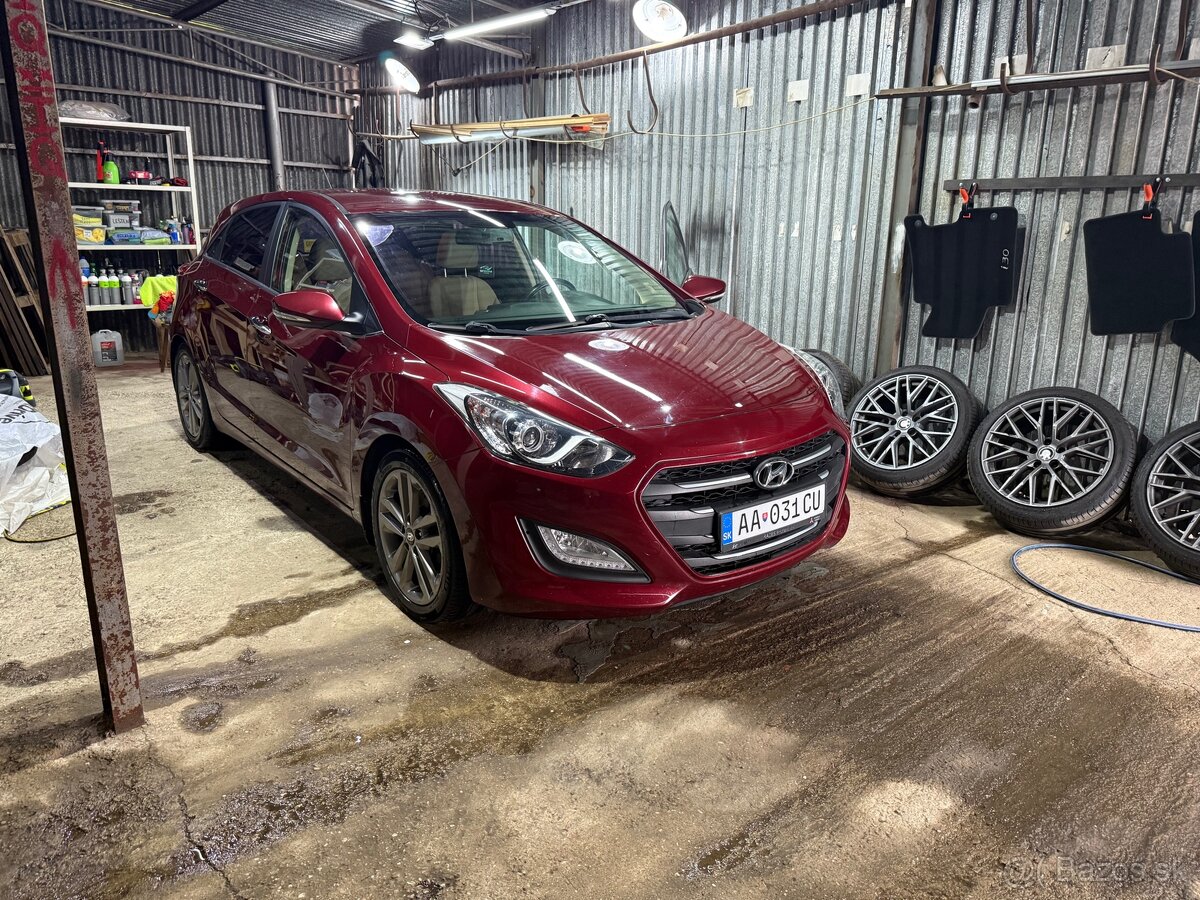 Predám Hyundai i30