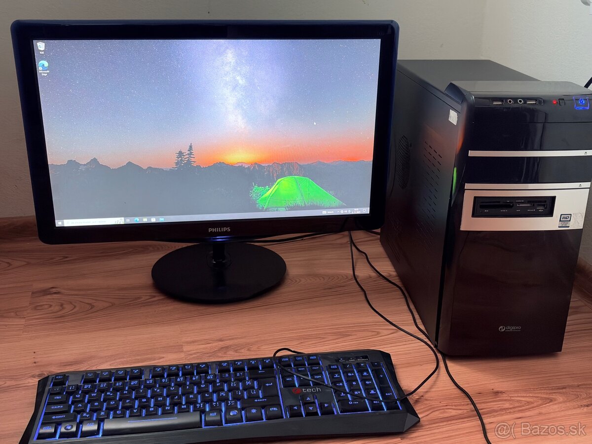 Kancelarsky/stolný počitač