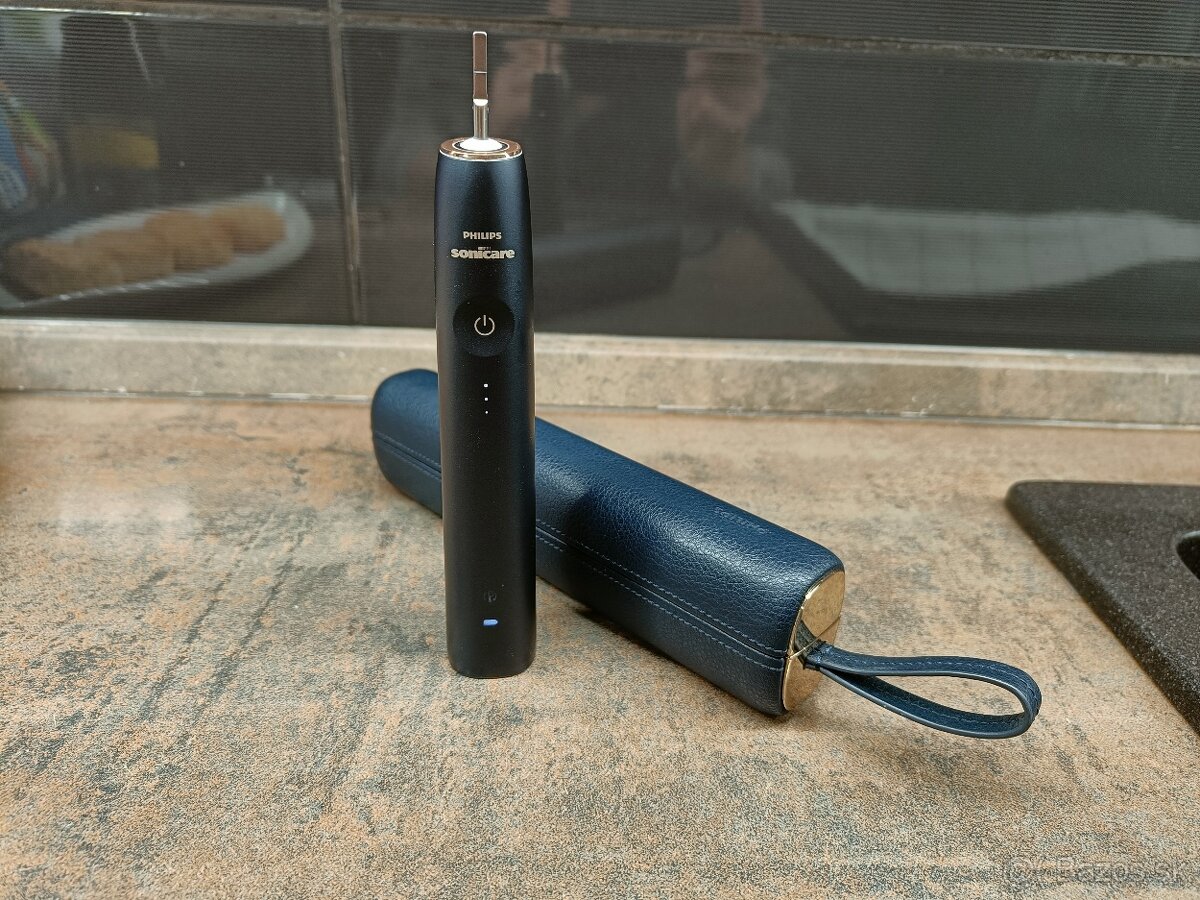 Philips Sonicare 9900 DiamondClean Prestige HX9992/12