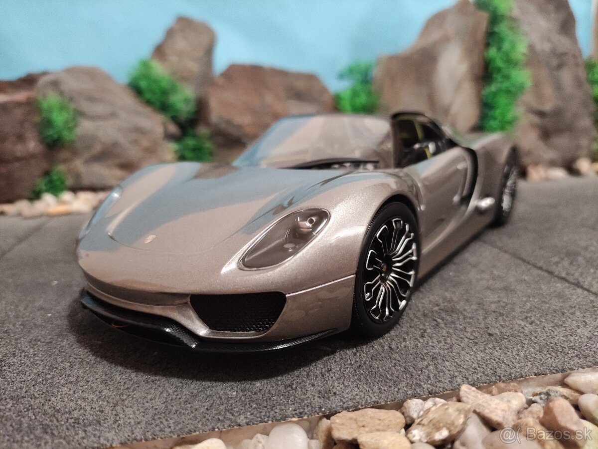 Prodám model 1:18 porsche 918 spyder 2010 Minichamps