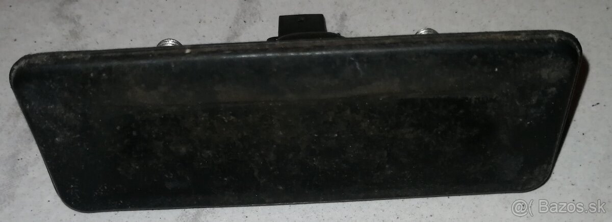 Predám originál kľučku kufrových dverí škoda octavia II