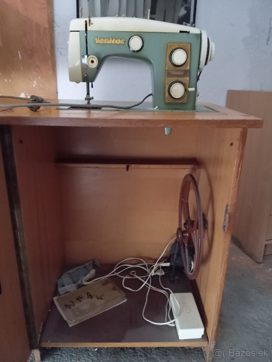 Predám šijací stroj