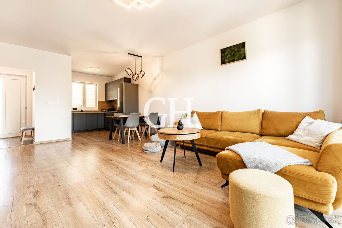 4-izbový drevodom v novej štvrti Pod Gombášom – Rožňava