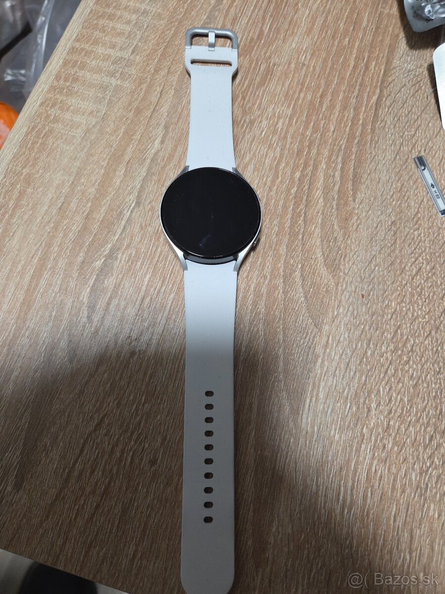 Na predaj watch 5 44mm