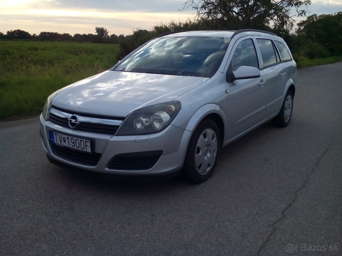 Opel Astra kombi H 1.9 cdti-vymena za yamaha nmax 125