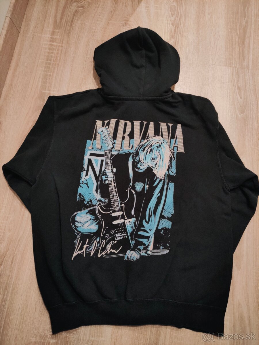 Mikina Nirvana M