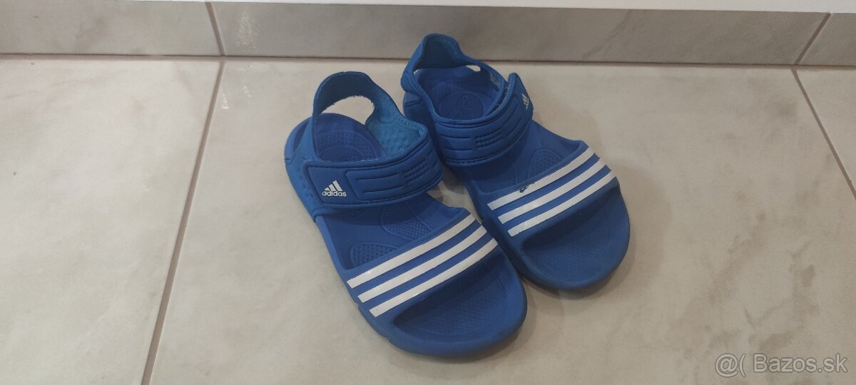 Adidas sandále