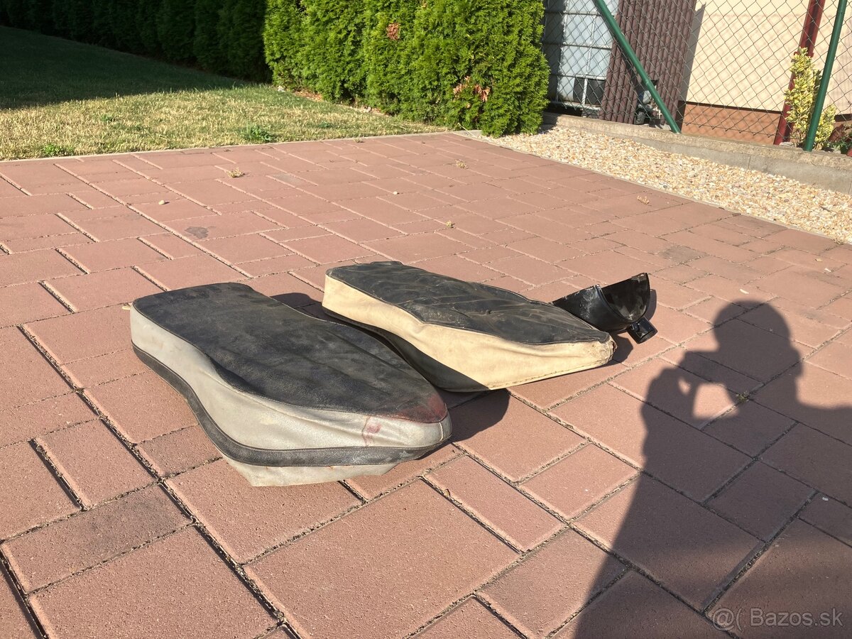 Jawa 500ohc sedlo a spodná maska CZ