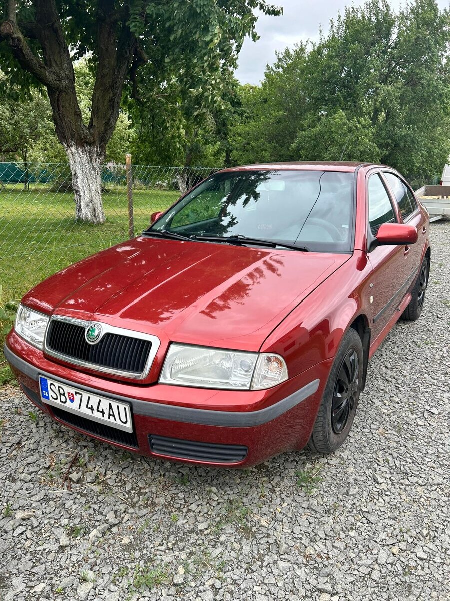 Skoda octavia 1.6i 75kw r. v. 2002