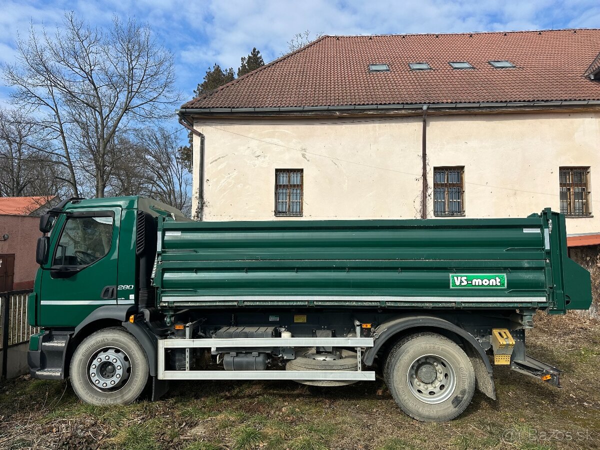 VOLVO FL, r. v.: 2020, Trojstranný sklápač, 26.000 km