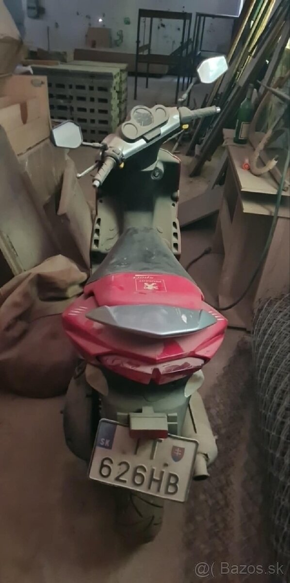 Skuter 125 pegueot