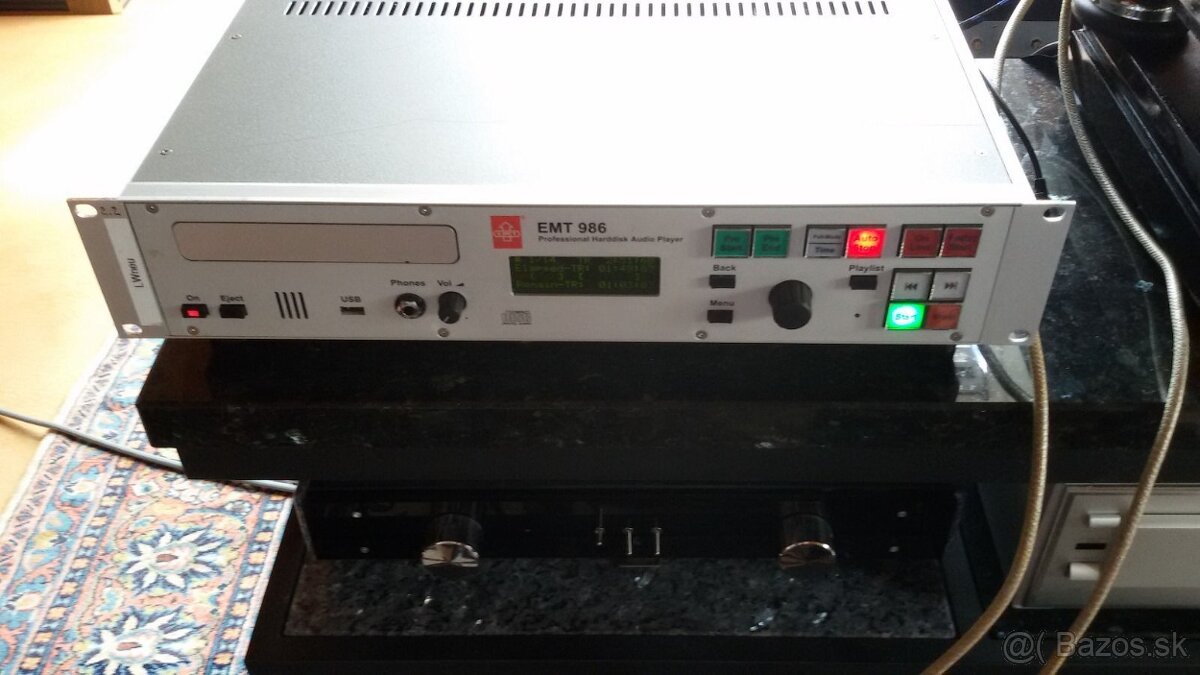 Profesionálny CD prehrávač EMT 986