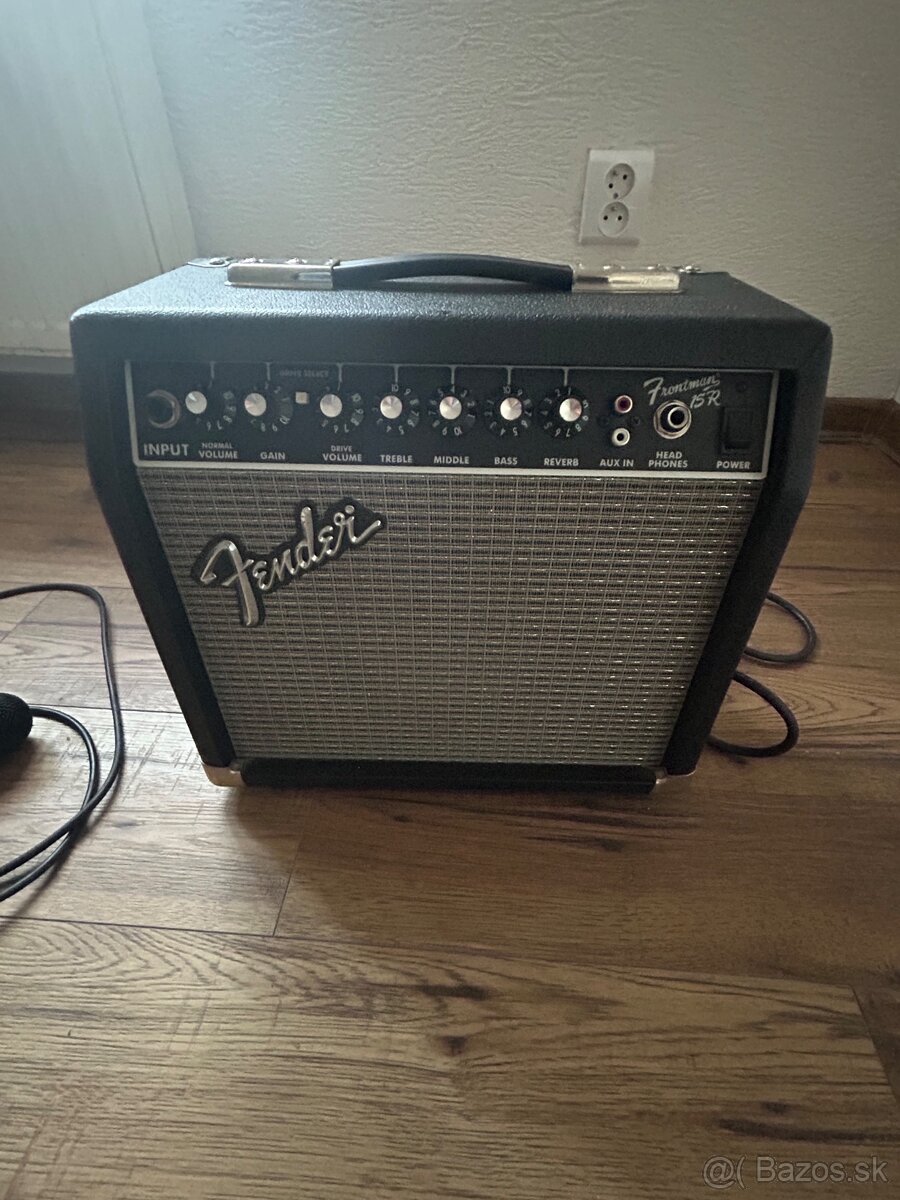 FENDER FRONTMAN 15R 38W GUITAR AMP