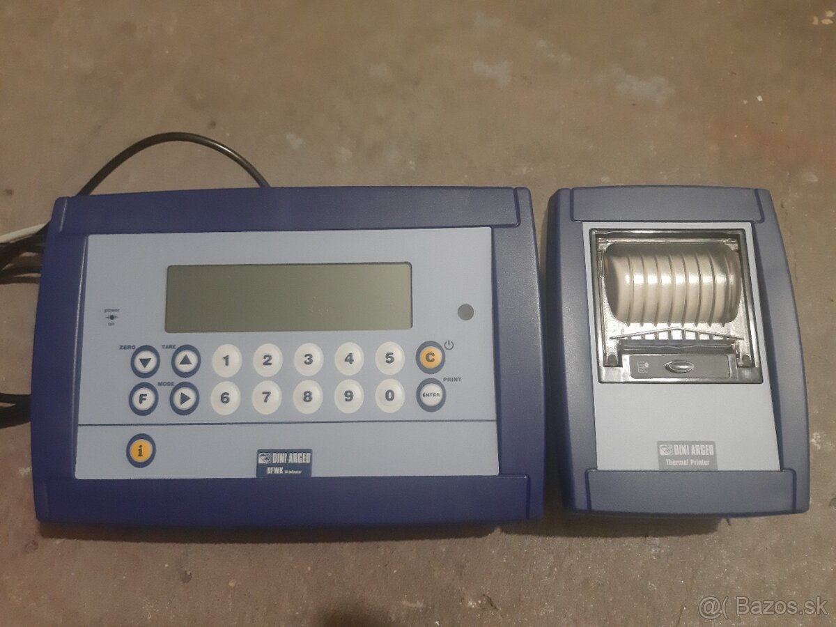 Multifunkční indikátor