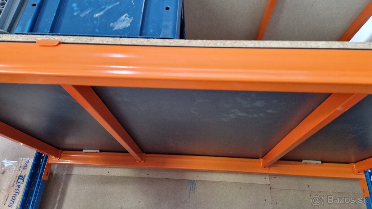 Priečna priečka pod palety a pod police na paletový regál .